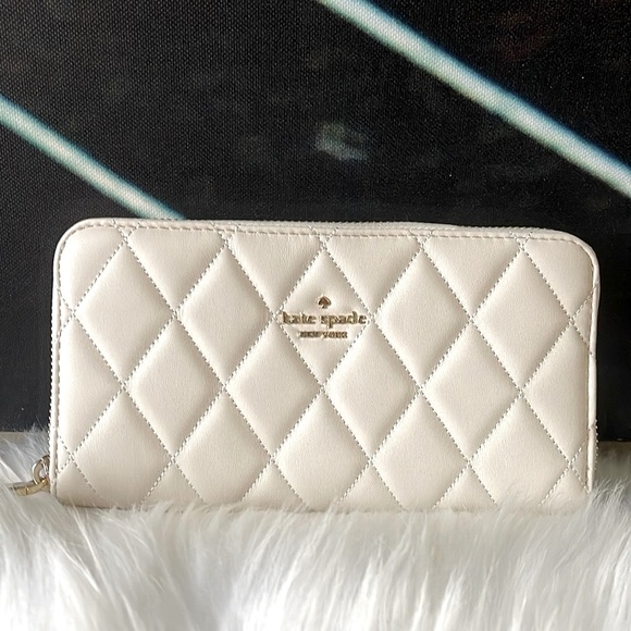 Kate Spade Quilted long white wallet - Picture 9 of 9